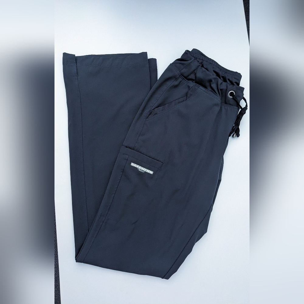 Sketchers Barco Scrubs Set Top and Pants